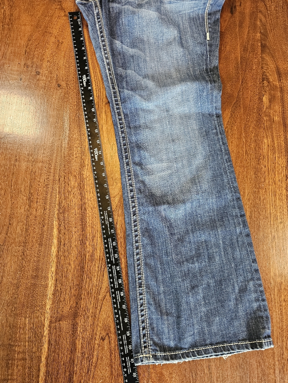 Vigoss Boot Cut Flare Jeans With Black Studded Gems Size 18 - Picture 5 of 9
